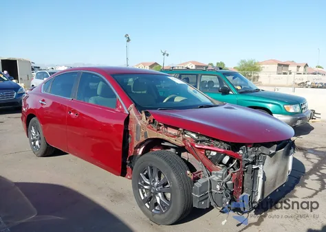 2015 Nissan Altima 2.5 S from USA, damaged, VIN 1N4AL3AP5FC571344